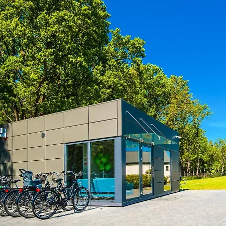 巴尔的克斯假日公园 *