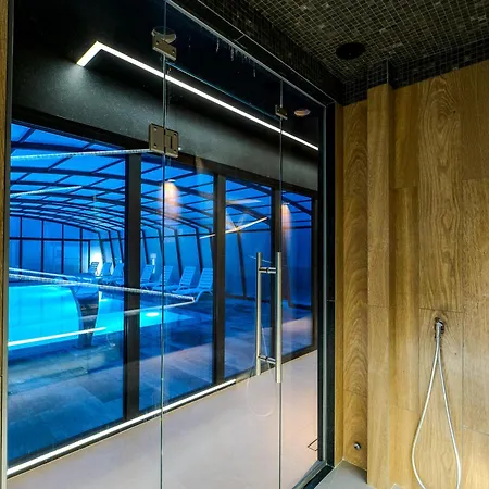 度假居 巴尔的克斯假日公园 *