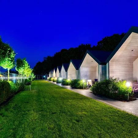 度假居 巴尔的克斯假日公园 Jarosławiec